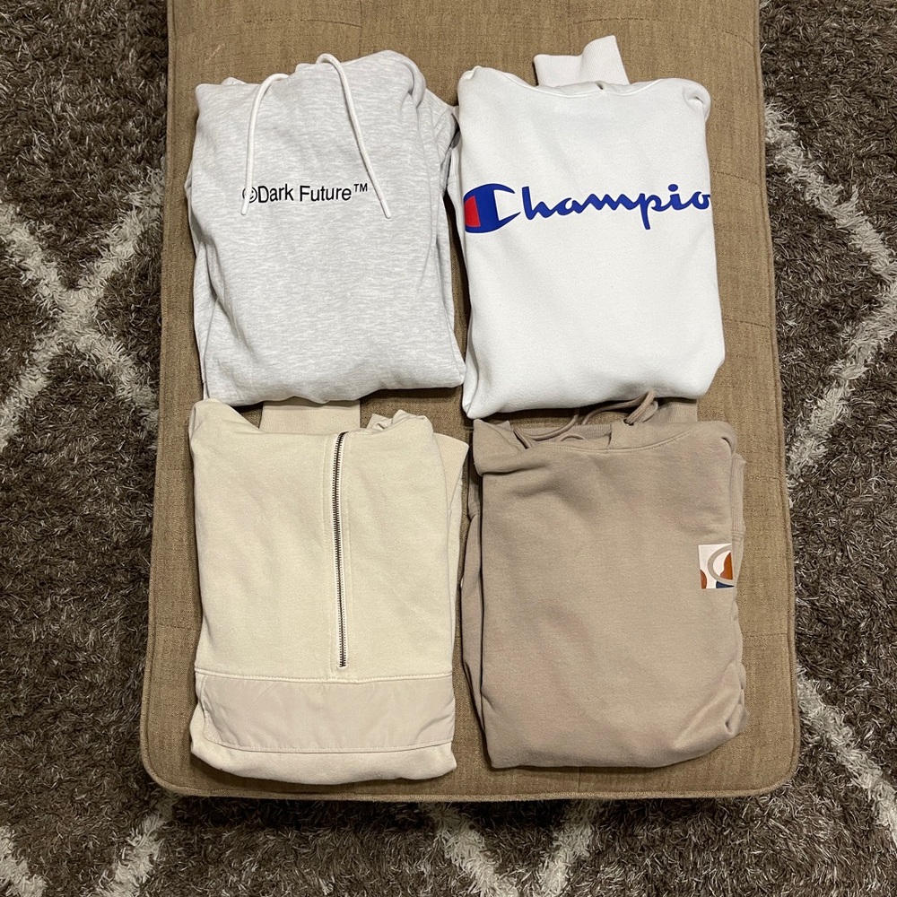 Bundle of 4 Hoodies Champion, ASOS, Old Navy